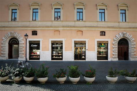 ‭Bedetti‬ in Piazza San Silvestro 11 00187 Roma Roma Italy